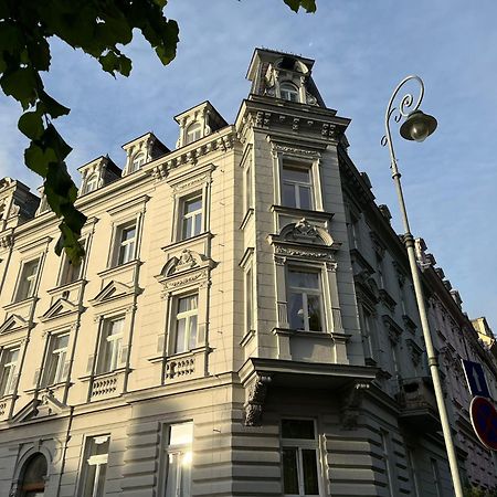 Residence Polonia Karlovy Vary Ngoại thất bức ảnh