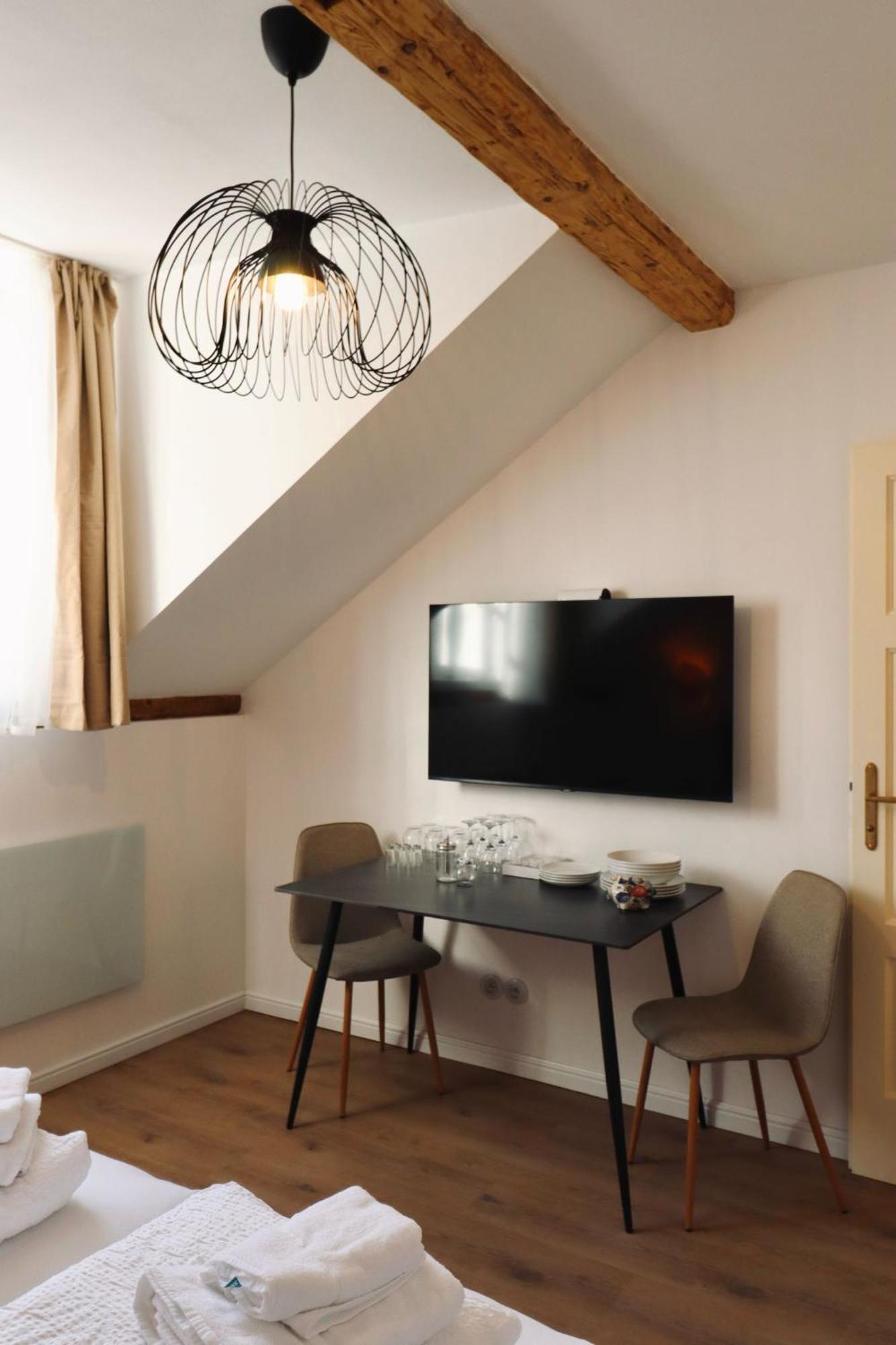 Residence Polonia Karlovy Vary Ngoại thất bức ảnh